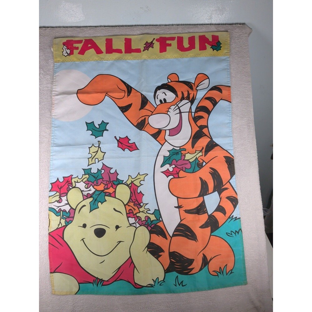 Disney Winnie The Pooh Fall Fun, Tigger Porch Large Flag 28x40" used vintage